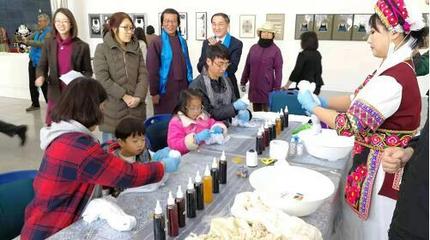 “光阴的故事--二十四节气文化遗产艺术设计展”在韩国开幕