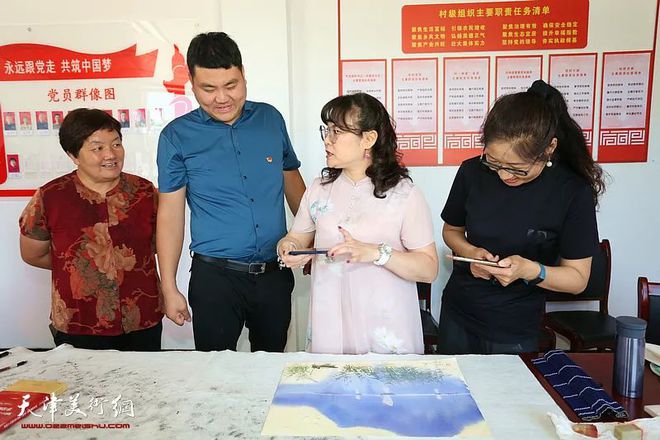 天津市文化艺术商会组织书画名家走进蓟州区乡村送文化